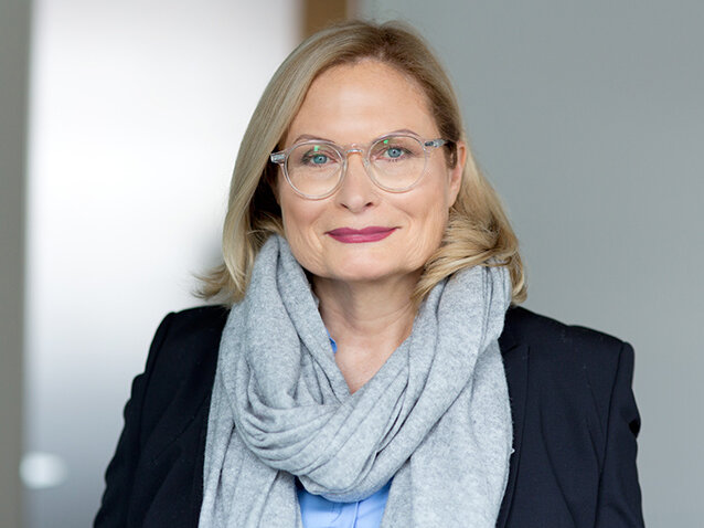 Karin Henze